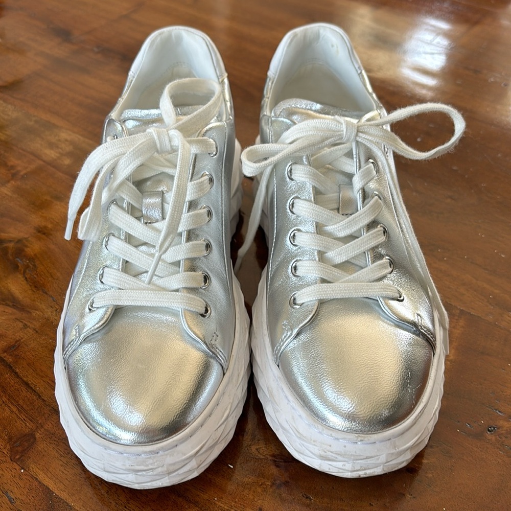Jimmy Choo